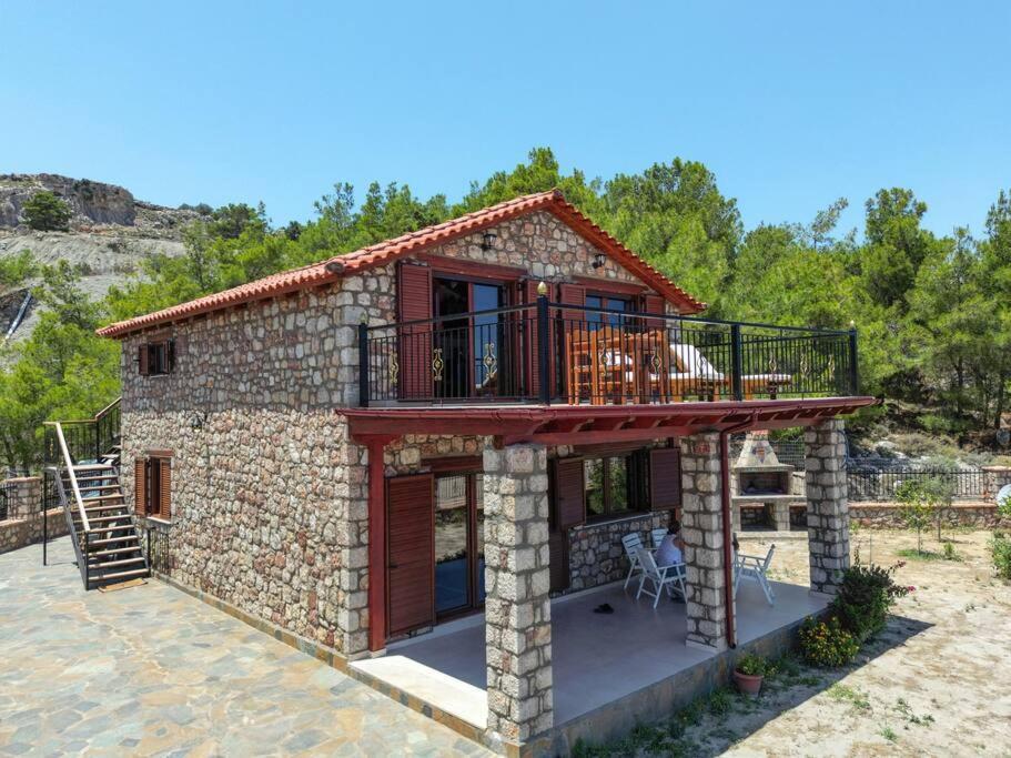 Petronas Land House 2 Villa Archangelos  Luaran gambar