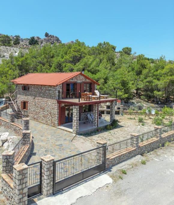 Petronas Land House 2 Villa Archangelos  Luaran gambar