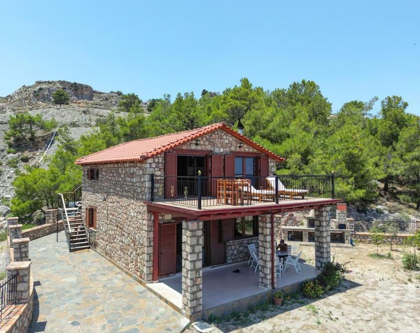 Petronas Land House 2 Villa Archangelos  Luaran gambar