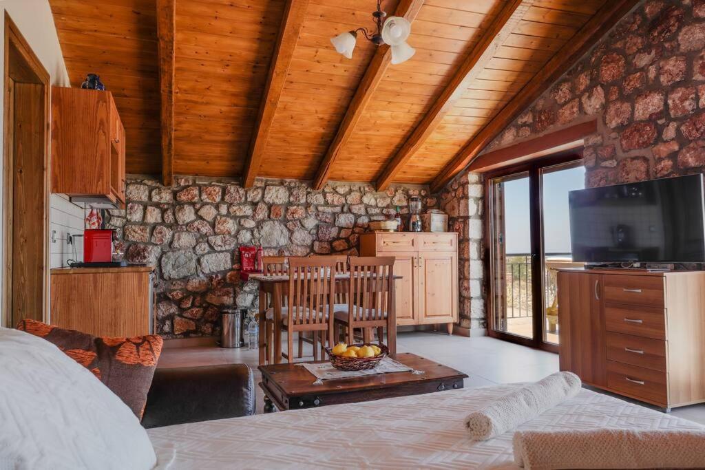 Petronas Land House 2 Villa Archangelos  Luaran gambar